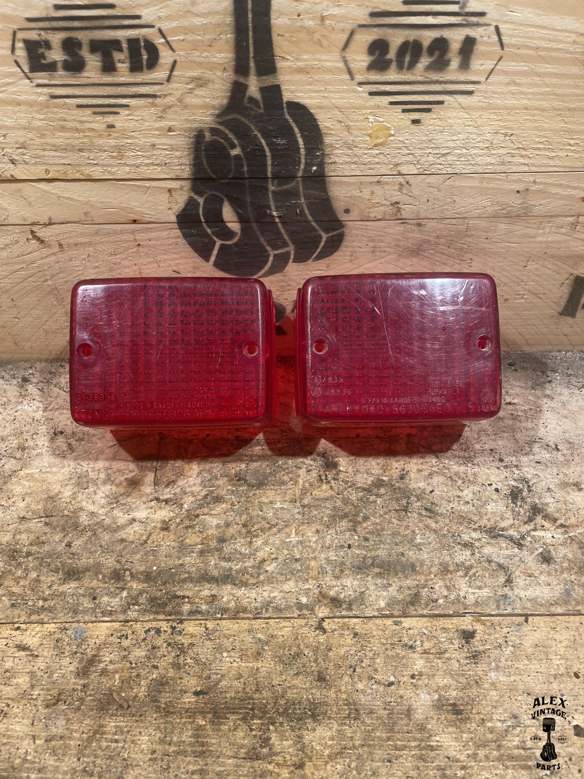 Cabochon de feu arrière Yamaha 250-350 RDLC 4lO et 4l1