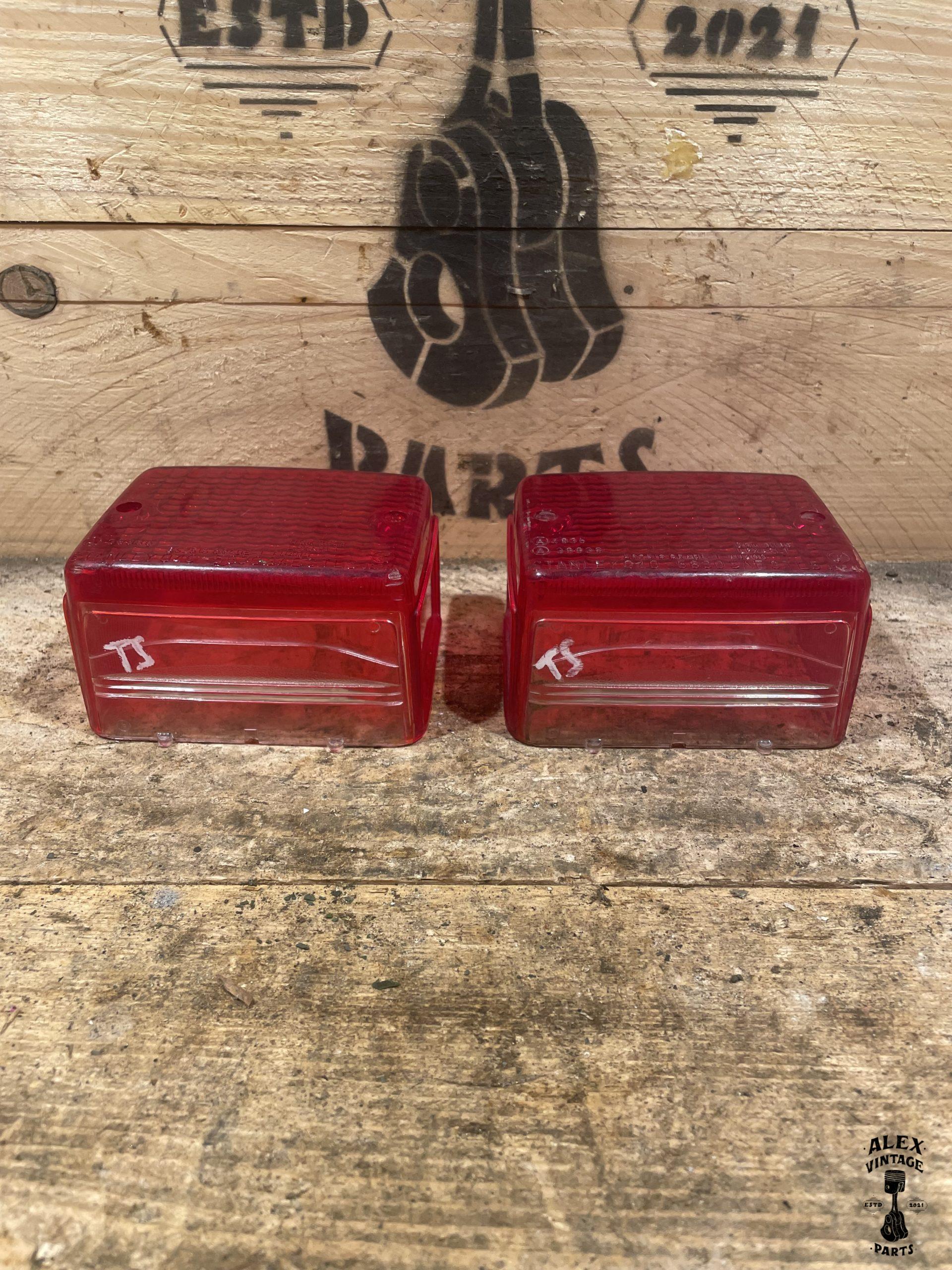 Cabochon de feu arrière Yamaha 250-350 RDLC 4lO et 4l1