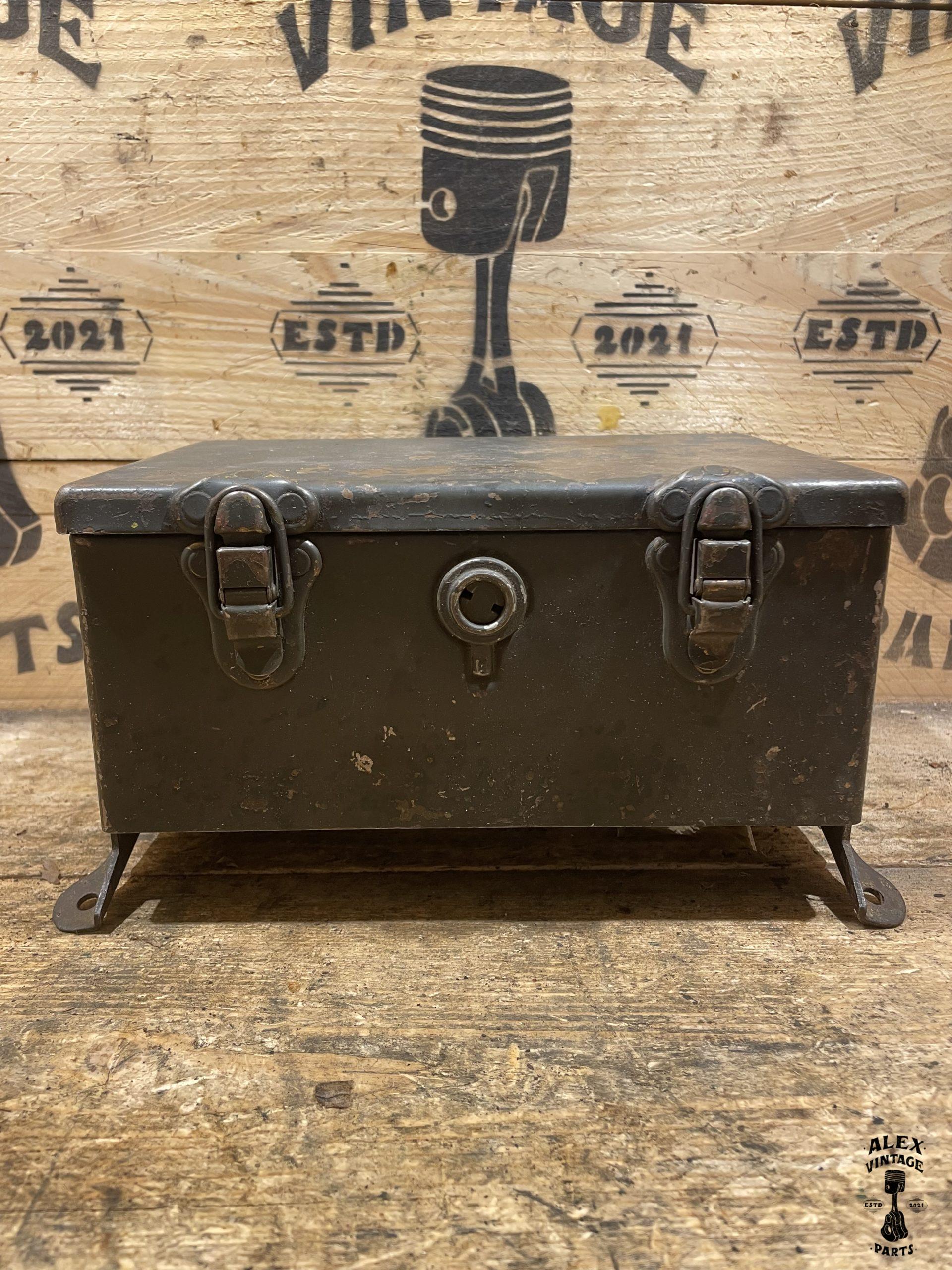 Boite à outil garde boue avant Harley-Davidson 1942 WLC