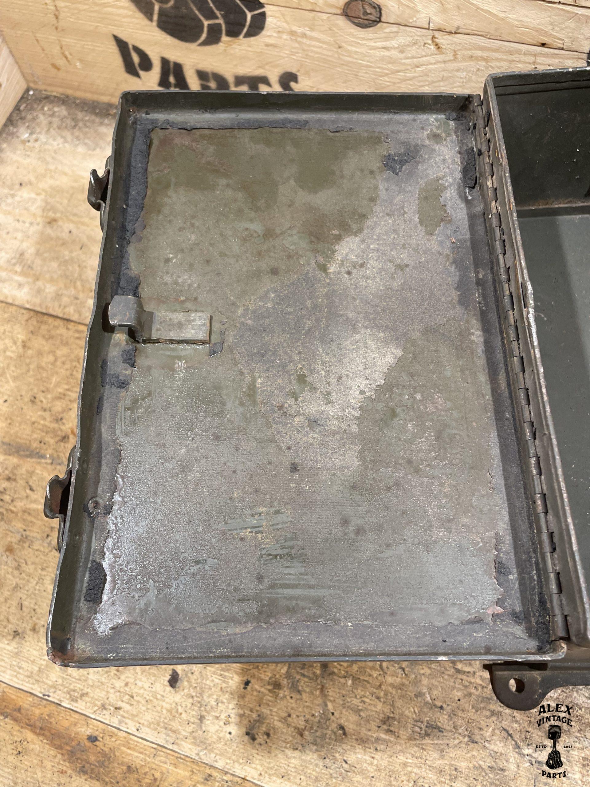 Boite à outil garde boue avant Harley-Davidson 1942 WLC