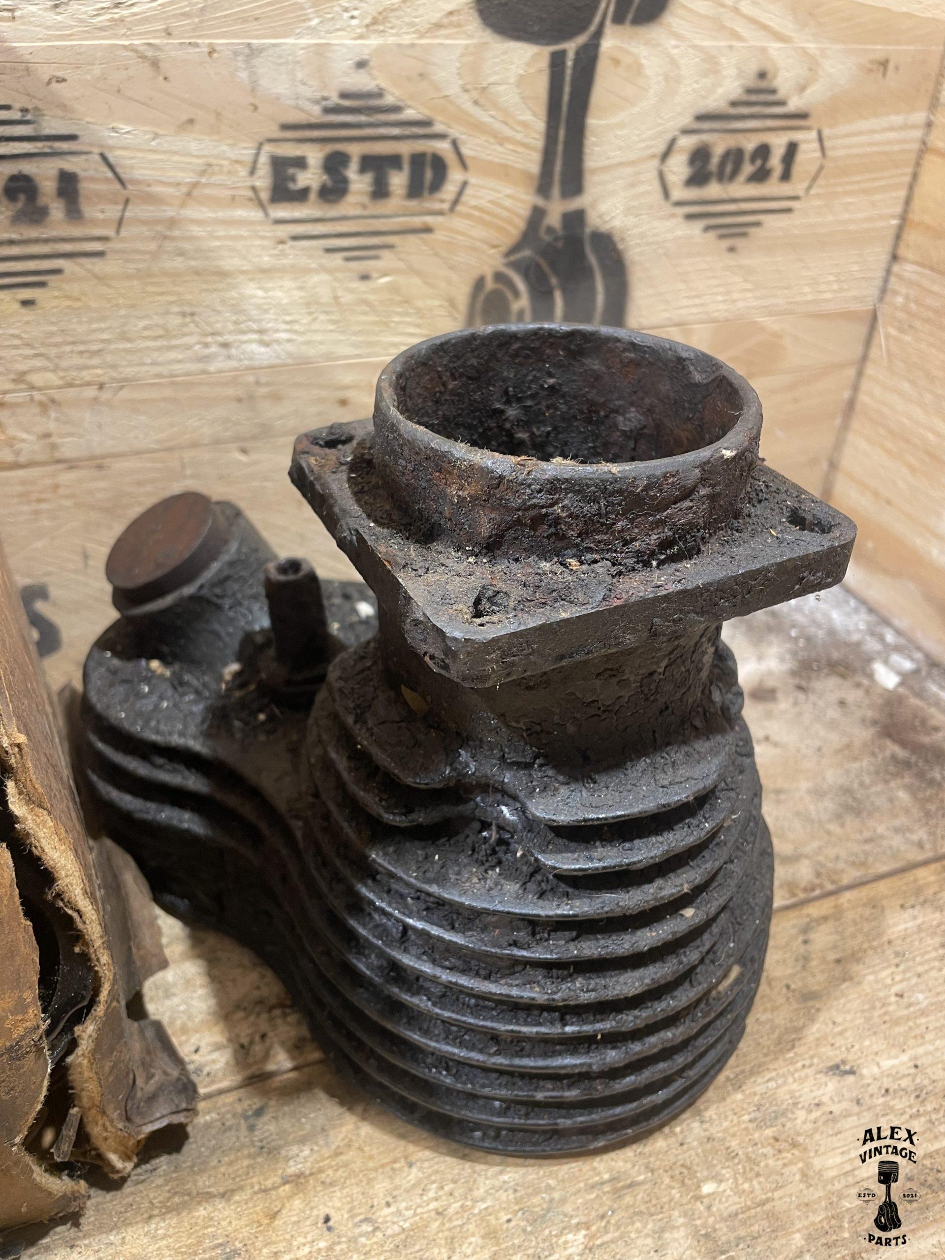 Paire de cylindres NOS Harley-Davidson 750 WLA WLC WL